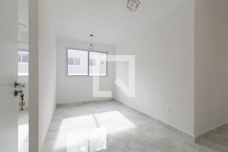 Sala de apartamento para alugar com 2 quartos, 43m² em Colônia (zona Leste), São Paulo
