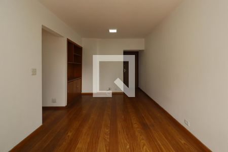 Sala de apartamento à venda com 2 quartos, 67m² em Pinheiros, São Paulo