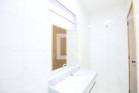 Banheiro de apartamento para alugar com 1 quarto, 23m² em Parque Reboucas, São Paulo