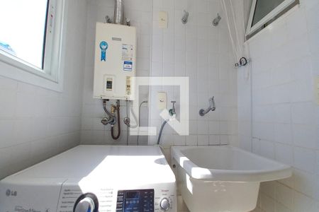 Área de Serviço de apartamento para alugar com 2 quartos, 110m² em Cambuí, Campinas