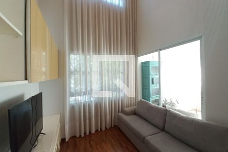 Sala de TV de apartamento para alugar com 2 quartos, 110m² em Cambuí, Campinas