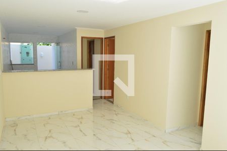 Sala de casa de condomínio à venda com 2 quartos, 130m² em Jacarepaguá, Rio de Janeiro