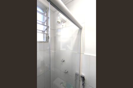 Banheiro de apartamento para alugar com 1 quarto, 42m² em Recanto Quarto Centenario, Jundiaí