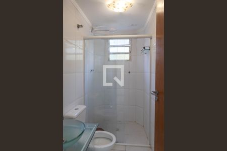 Banheiro de apartamento para alugar com 1 quarto, 42m² em Jardim Dourado, Guarulhos