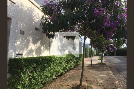 Casa à venda com 4 quartos, 290m² em Garças, Belo Horizonte