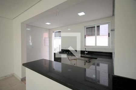 Cozinha de apartamento à venda com 2 quartos, 65m² em Cruzeiro , Belo Horizonte