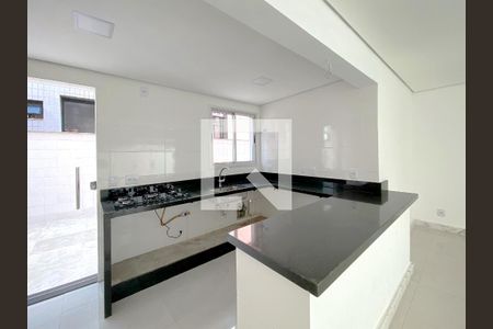 Cozinha de apartamento à venda com 2 quartos, 65m² em Cruzeiro , Belo Horizonte