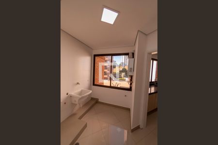 Área de Serviço de apartamento para alugar com 4 quartos, 206m² em Empresarial 18 do Forte, Barueri
