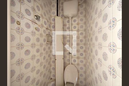 Banheiro de serviço de apartamento à venda com 3 quartos, 120m² em Rio Comprido, Rio de Janeiro