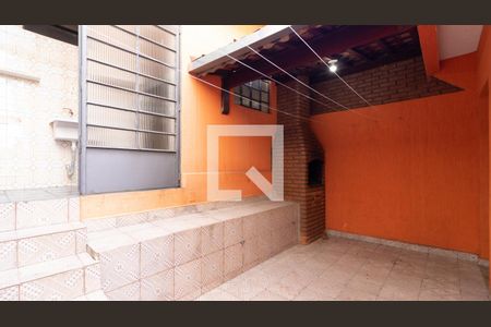 Churrasqueira de casa à venda com 3 quartos, 100m² em Jardim Eliane, São Paulo