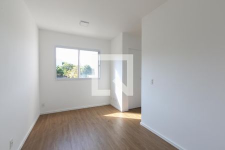 Sala de casa de condomínio para alugar com 2 quartos, 41m² em Parque Dom João Neri, São Paulo