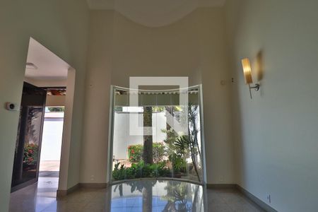 Sala 1 de casa para alugar com 5 quartos, 404m² em Tibery, Uberlândia