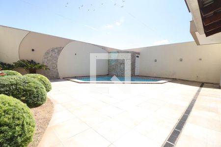 Quintal de casa para alugar com 5 quartos, 404m² em Tibery, Uberlândia