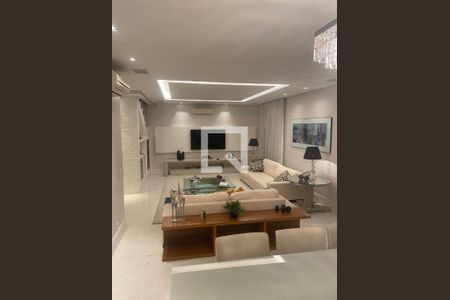 Apartamento à venda com 4 quartos, 228m² em Vila Yara, Osasco