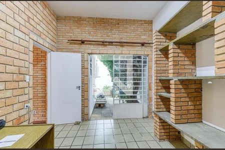 Sala de TV de casa à venda com 3 quartos, 300m² em Santo Amaro, São Paulo