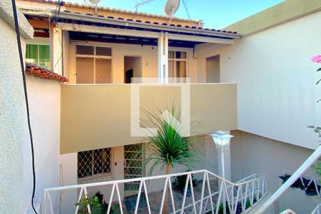 Fachada de casa à venda com 4 quartos, 139m² em Santa Maria, Belo Horizonte