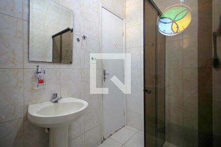 Banheiro de casa à venda com 4 quartos, 139m² em Santa Maria, Belo Horizonte