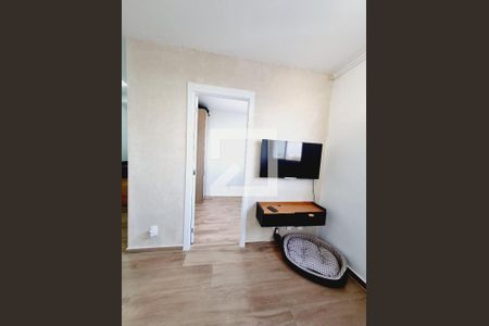Sala de apartamento para alugar com 2 quartos, 34m² em Vila Gomes, São Paulo