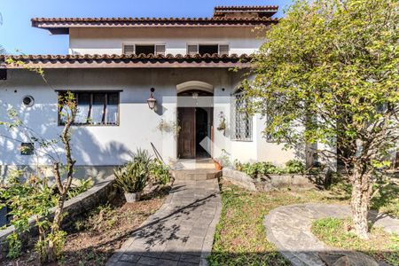 Fachada de casa à venda com 4 quartos, 362m² em Pacaembu, São Paulo