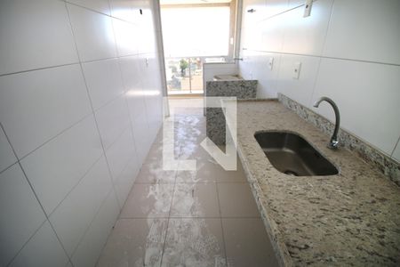 Cozinha de apartamento à venda com 3 quartos, 70m² em Vila da Penha, Rio de Janeiro