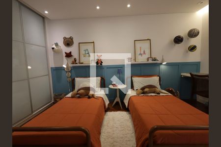 Quarto de casa à venda com 3 quartos, 351m² em Jardim Lar Sao Paulo, São Paulo