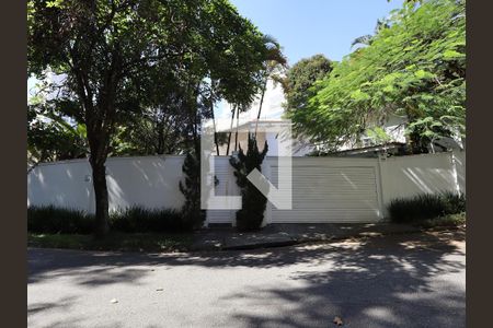 Fachada de casa à venda com 3 quartos, 351m² em Jardim Lar Sao Paulo, São Paulo