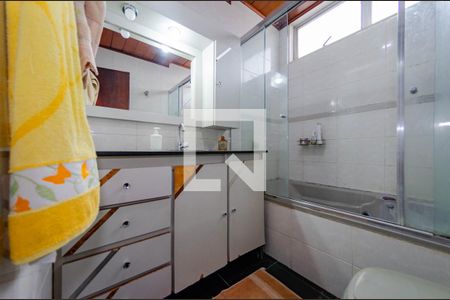 Banheiro suíte 2 de apartamento à venda com 5 quartos, 300m² em Luxemburgo, Belo Horizonte