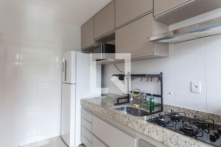 Cozinha de apartamento à venda com 2 quartos, 65m² em Parque Maracana, Contagem