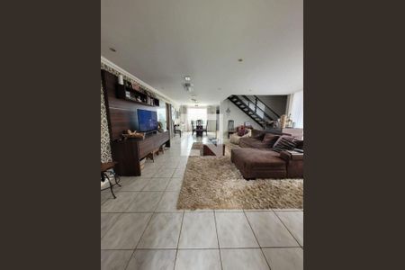 Casa à venda com 7 quartos, 402m² em Balneário Água Limpa, Nova Lima