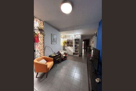 Casa à venda com 4 quartos, 172m² em Vila Butantã, São Paulo