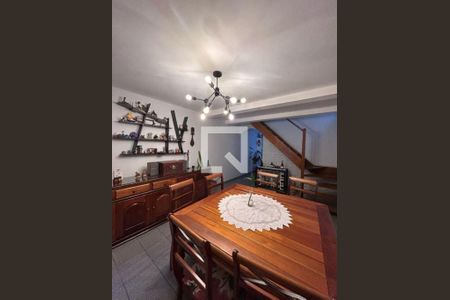 Casa à venda com 4 quartos, 172m² em Vila Butantã, São Paulo