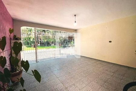 Casa à venda com 4 quartos, 174m² em Jardim das Vertentes, São Paulo