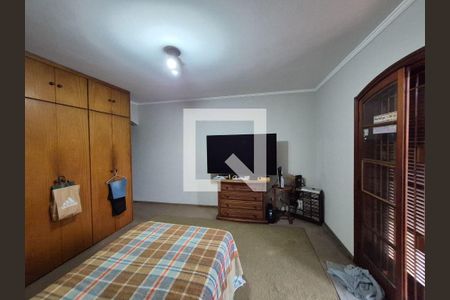 Casa à venda com 4 quartos, 205m² em Jardim Pinheiros, São Paulo