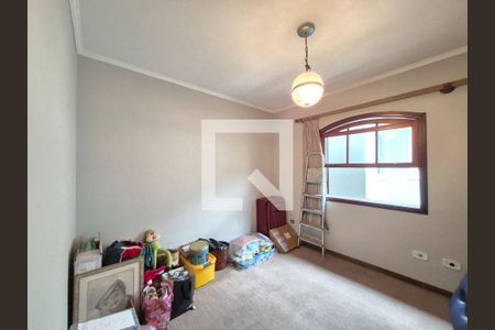 Casa à venda com 4 quartos, 205m² em Jardim Pinheiros, São Paulo