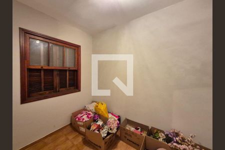 Casa à venda com 4 quartos, 205m² em Jardim Pinheiros, São Paulo