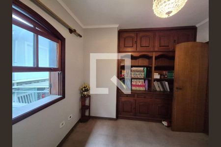 Casa à venda com 4 quartos, 205m² em Jardim Pinheiros, São Paulo