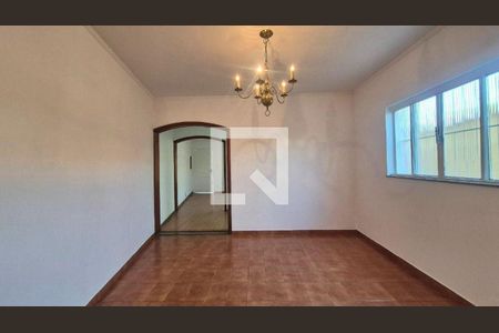 Casa à venda com 4 quartos, 126m² em Rolinópolis, São Paulo