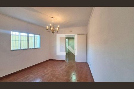 Casa à venda com 4 quartos, 126m² em Rolinópolis, São Paulo