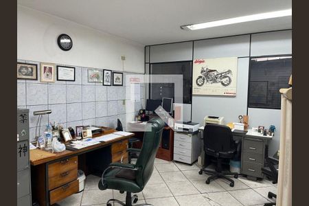 Casa à venda com 2 quartos, 108m² em Vila Carrão, São Paulo