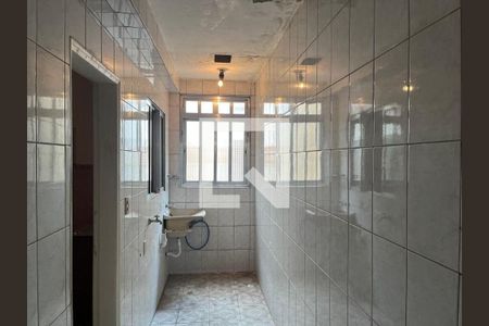 Casa à venda com 2 quartos, 108m² em Vila Carrão, São Paulo