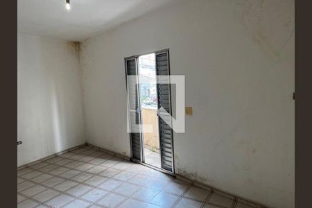 Casa à venda com 2 quartos, 108m² em Vila Carrão, São Paulo