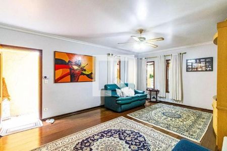 Casa à venda com 3 quartos, 184m² em Jardim das Vertentes, São Paulo