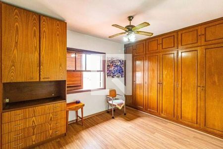 Casa à venda com 3 quartos, 184m² em Jardim das Vertentes, São Paulo