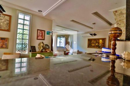 Casa à venda com 4 quartos, 180m² em São Francisco, Niterói