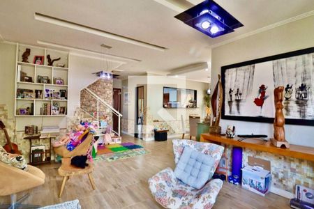 Casa à venda com 4 quartos, 180m² em São Francisco, Niterói