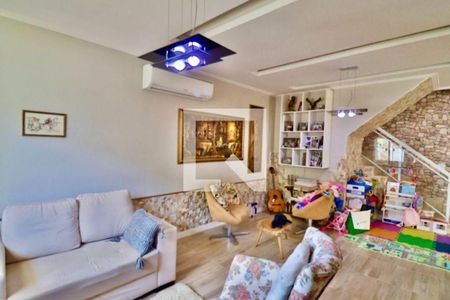 Casa à venda com 4 quartos, 180m² em São Francisco, Niterói