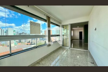 Varanda de apartamento à venda com 3 quartos, 120m² em Grajaú, Belo Horizonte