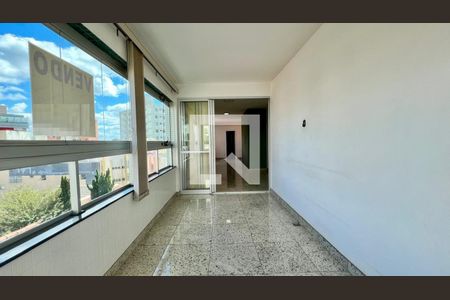 Varanda de apartamento à venda com 3 quartos, 120m² em Grajaú, Belo Horizonte