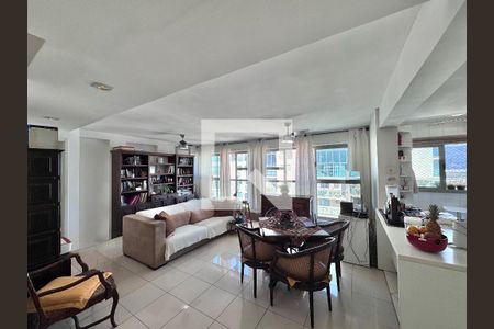 Sala de apartamento à venda com 2 quartos, 171m² em Recreio dos Bandeirantes, Rio de Janeiro