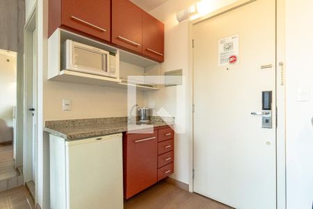 Cozinha de kitnet/studio para alugar com 1 quarto, 30m² em Cidade Jardim, São Paulo